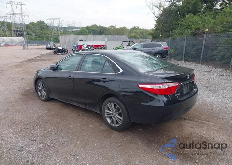 2017 Toyota Camry Se z USA, uszkodzony, nr VIN 4T1BF1FK7HU342566